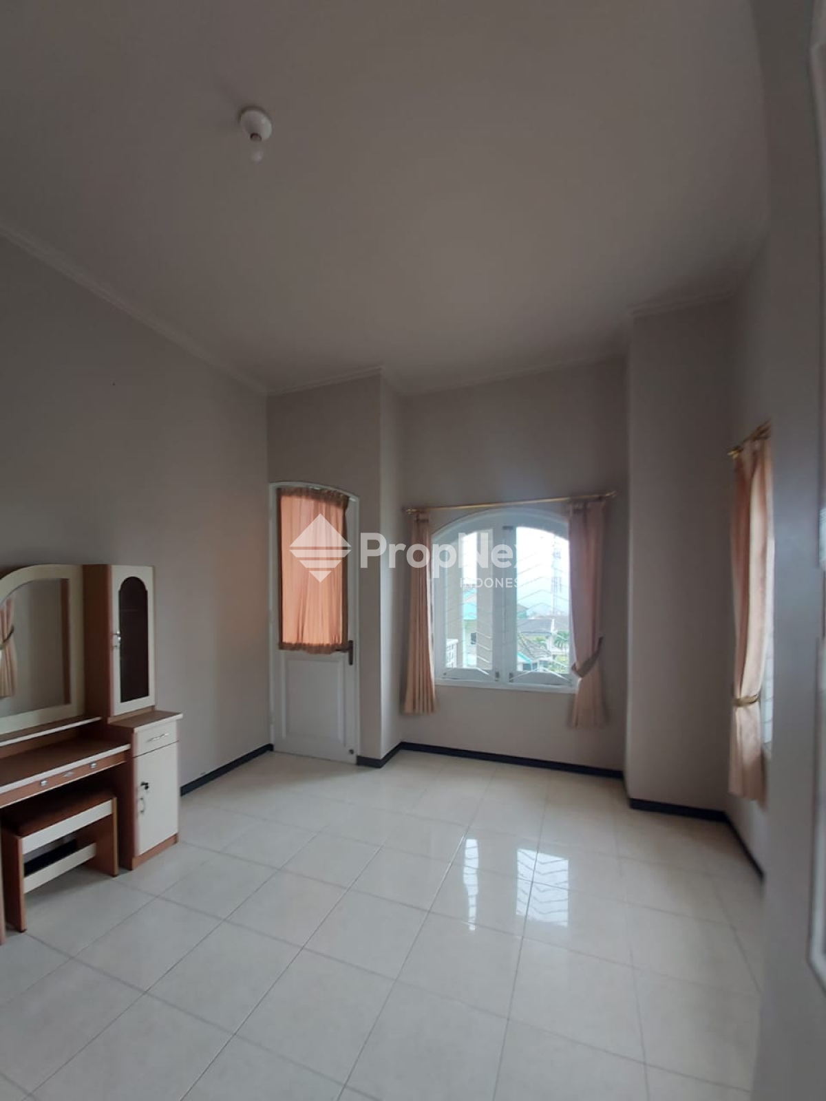 Villa Puncak Trawas Full Furnish — foto 8